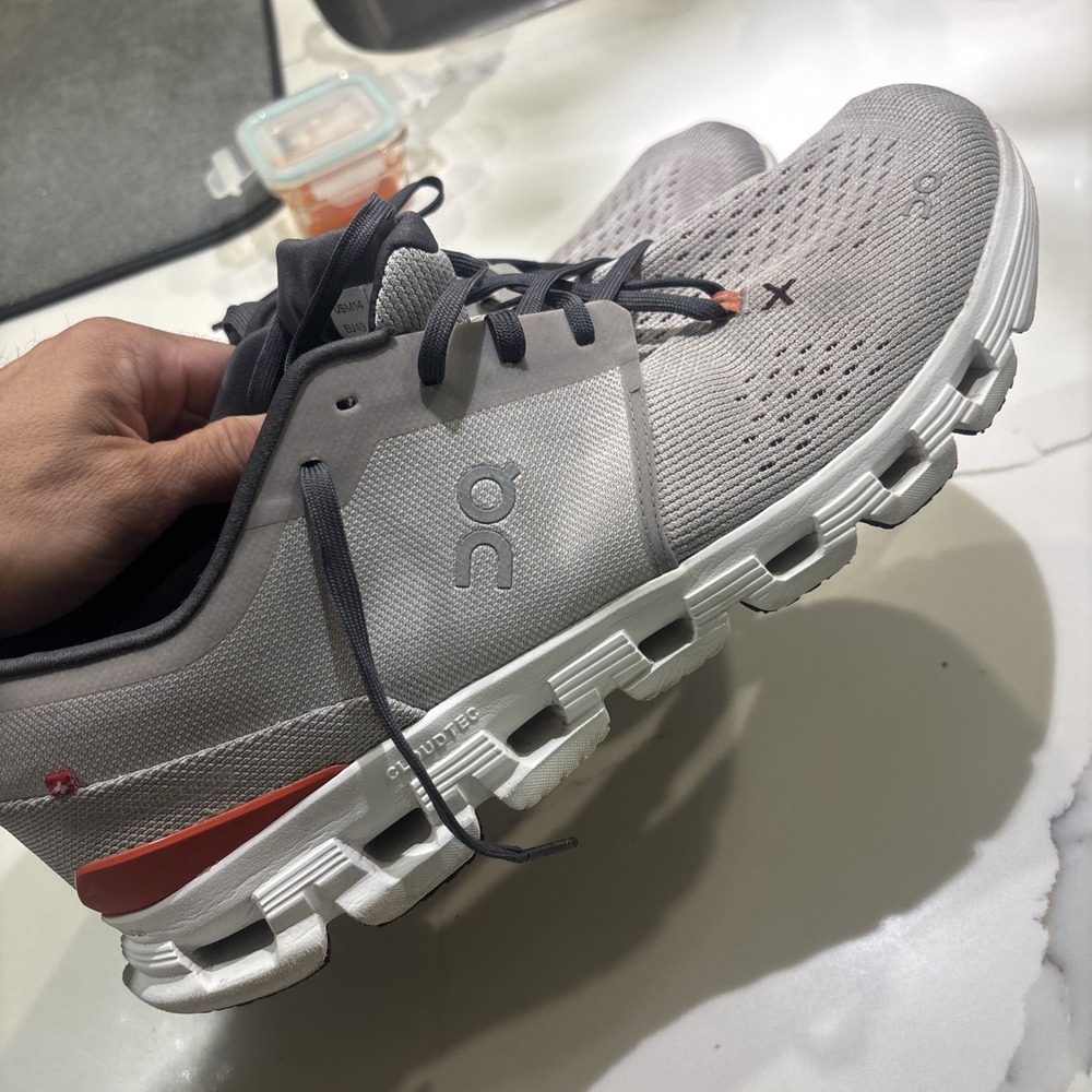 on cloud x4 mens Size 14